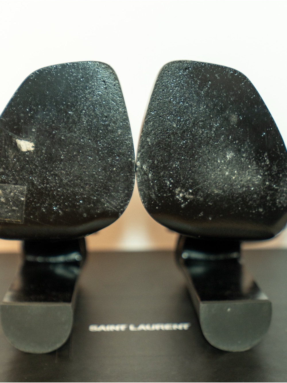 Saint Laurent Black Patent Leather Platform Heeled Sandals - Picture 3 of 3